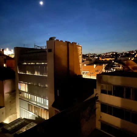 Old Town Apartment Black Μπρατισλάβα Εξωτερικό φωτογραφία