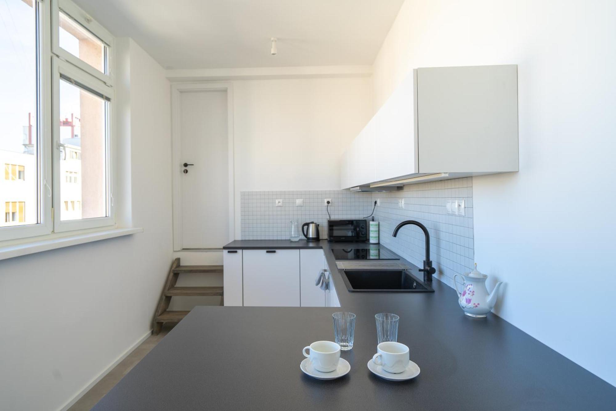 Old Town Apartment Black Μπρατισλάβα Εξωτερικό φωτογραφία