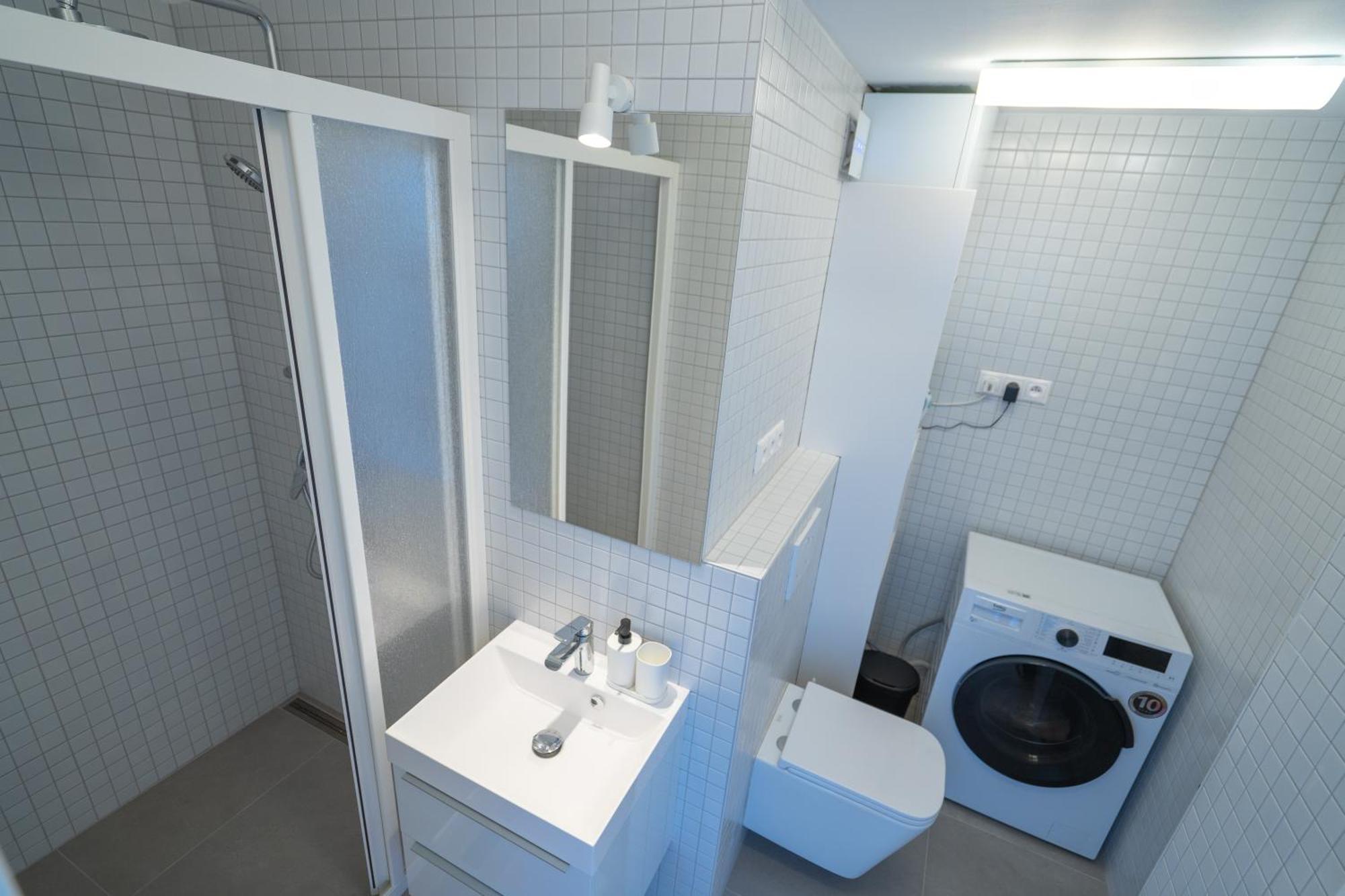 Old Town Apartment Black Μπρατισλάβα Εξωτερικό φωτογραφία