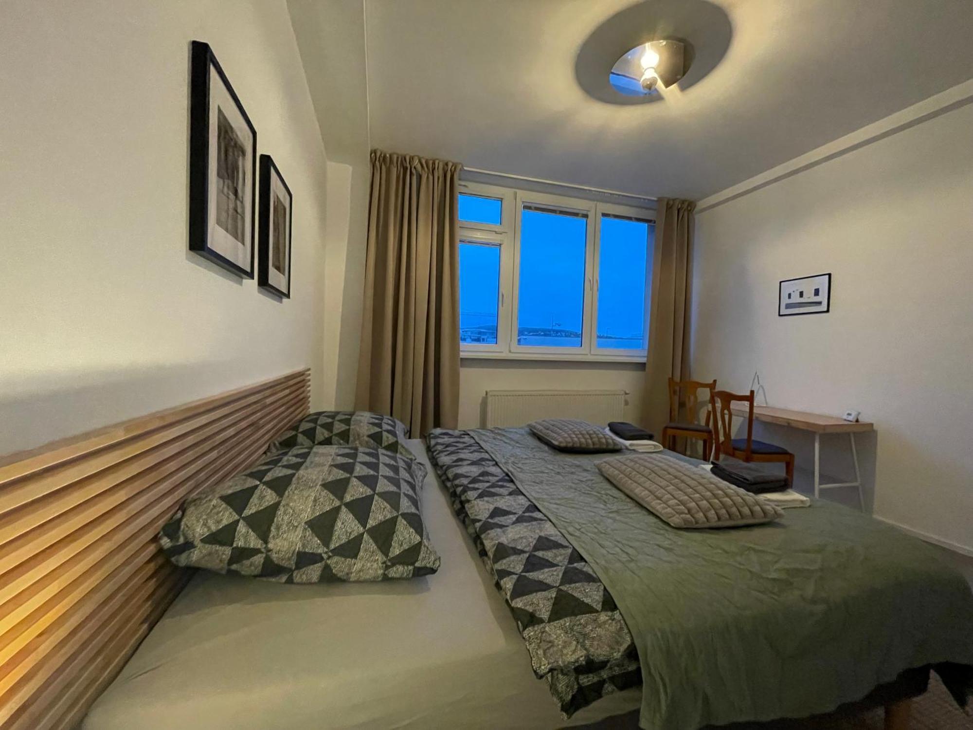 Old Town Apartment Black Μπρατισλάβα Εξωτερικό φωτογραφία